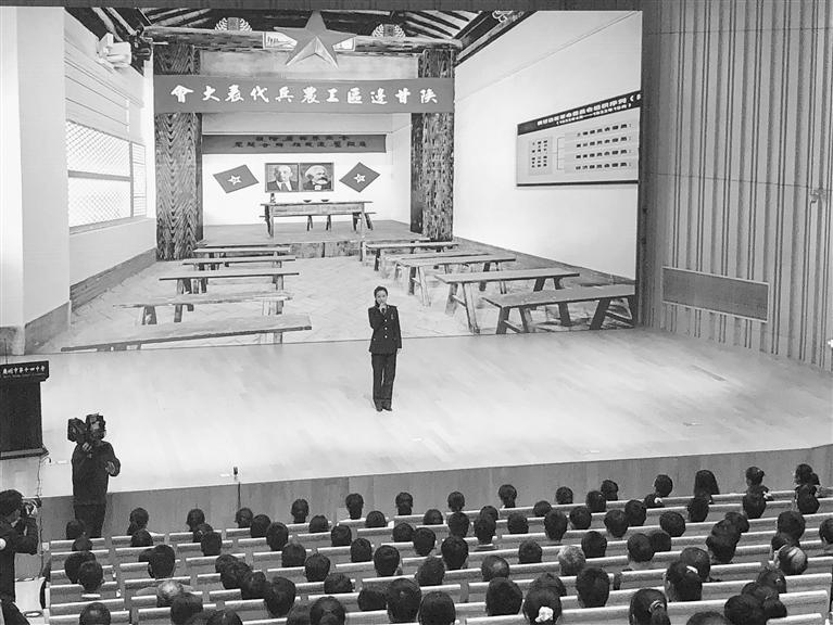 蘭州市開展“學(xué)黨史、頌黨恩、跟黨走”紅色文化進(jìn)校園活動