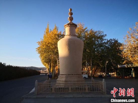 圖為2020年11月，沐浴在晨光中的莫高窟道士塔。(資料圖) 馮志軍 攝