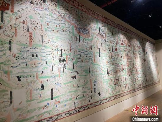 圖為展覽現(xiàn)場?！〗瓧顭?攝