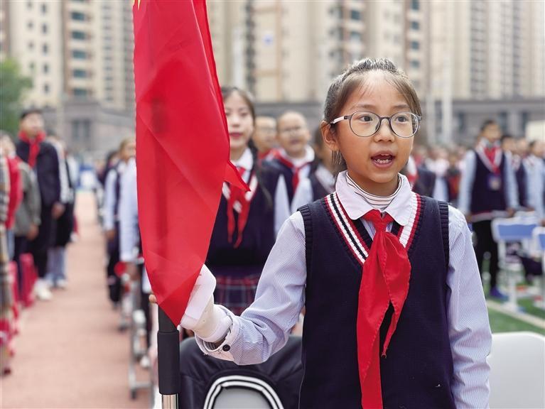  “請黨放心 強(qiáng)國有我” 黃河少年?duì)幾鱿蠕h 蘭州市舉行紀(jì)念中國少年先鋒隊(duì)建隊(duì)72周年主題隊(duì)日活動(dòng)