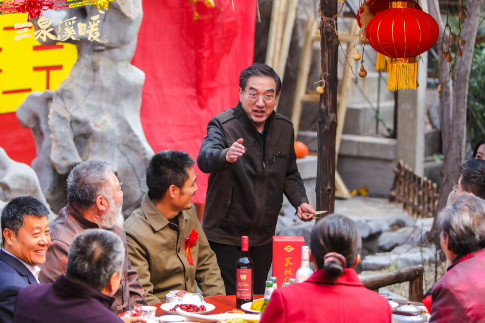 還原鄉(xiāng)味，留住鄉(xiāng)愁，《三泉溪暖》定檔央一
